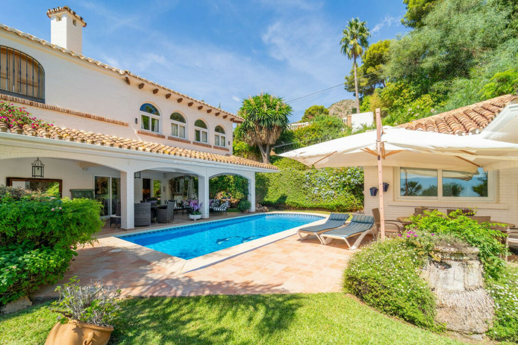 Detached Villa Benalmadena Málaga - image 17