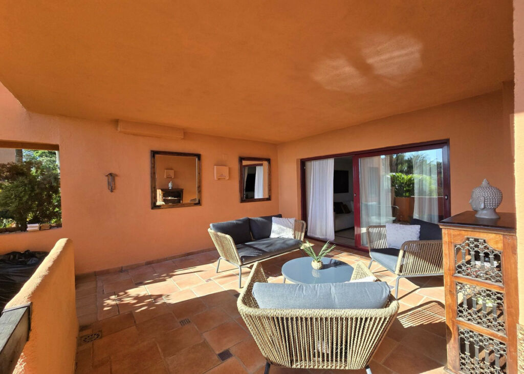 Ground Floor Apartment La Mairena Málaga - image 18