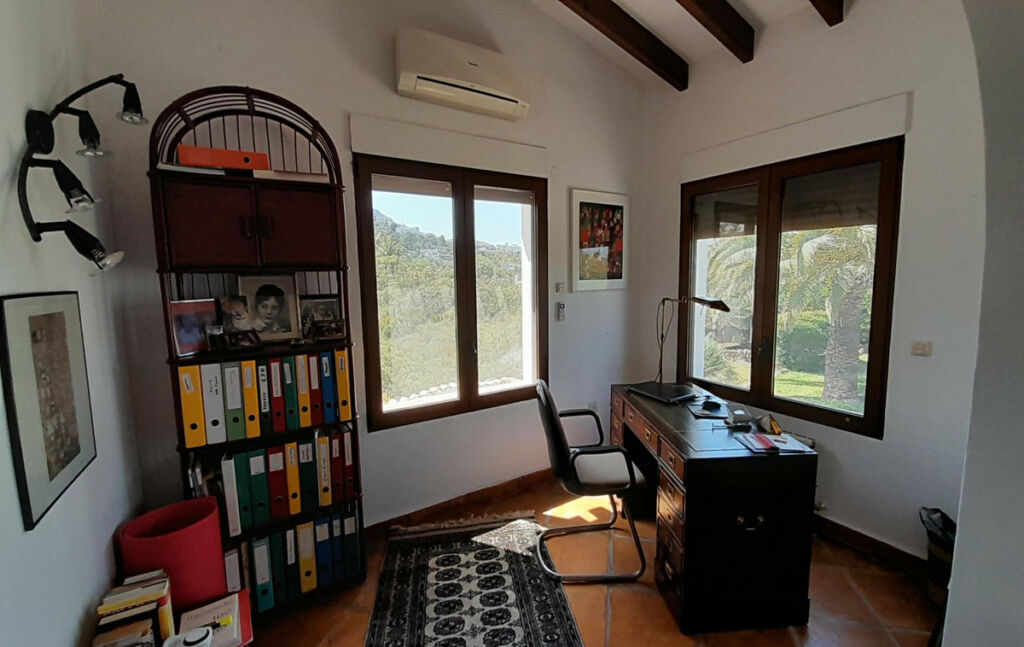 Detached Villa Denia Alicante - image 18