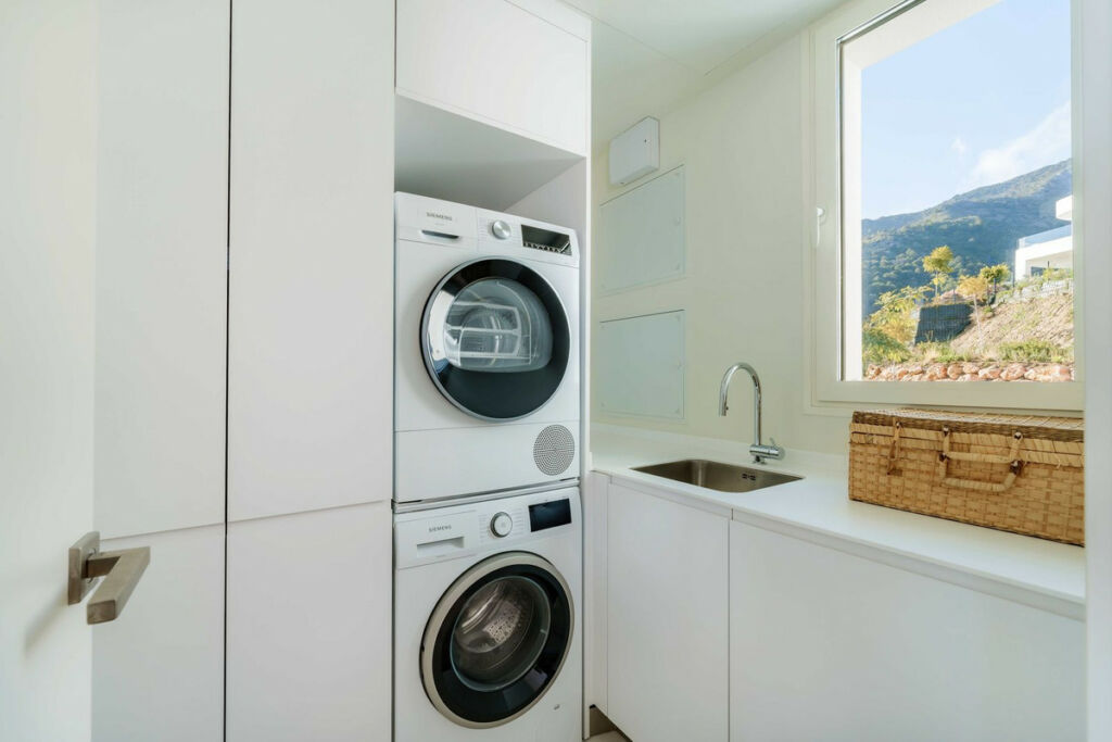 Penthouse Ojén Málaga - image 18