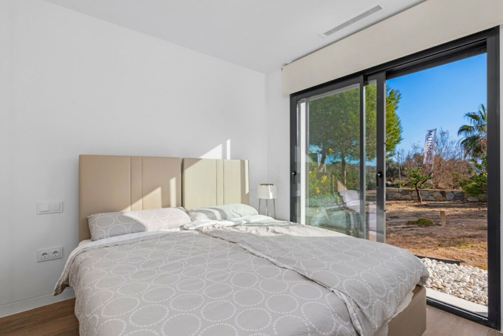 Detached Villa Las Colinas Golf Alicante - image 18