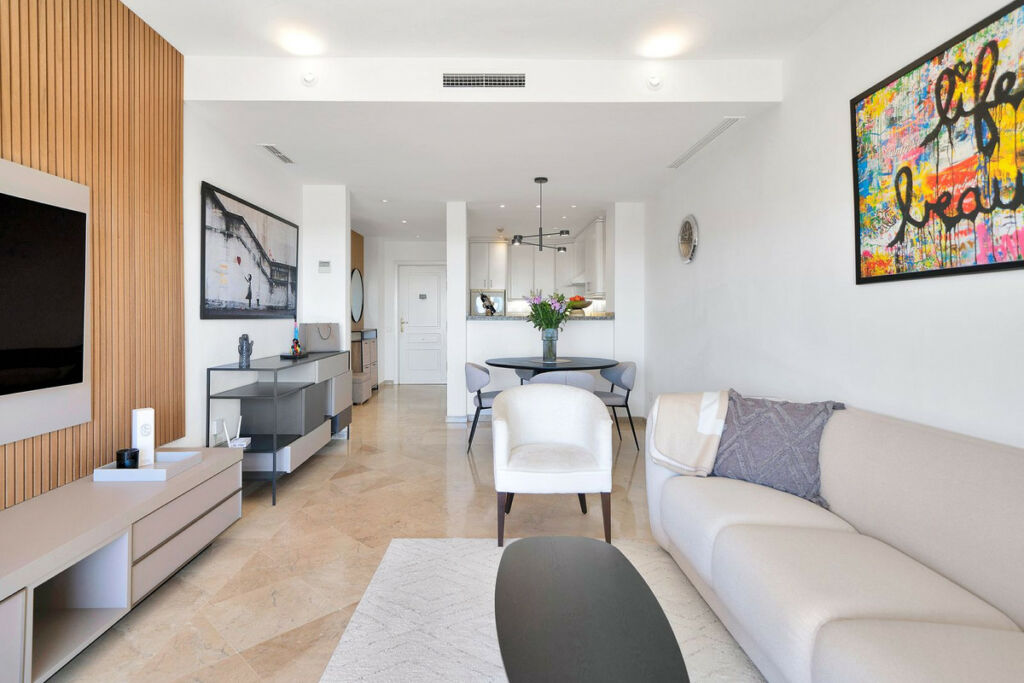 Middle Floor Apartment Elviria Málaga - image 18