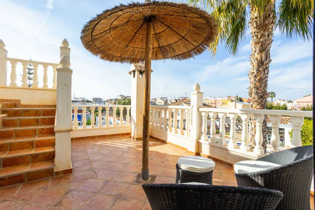 Detached Villa Torrevieja Alicante - image 18