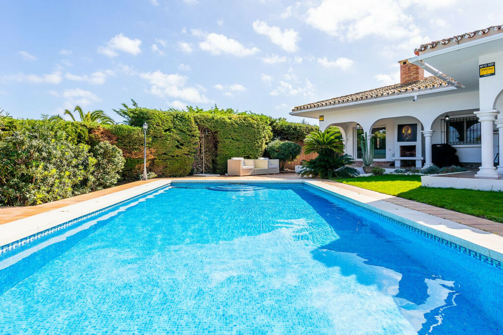 Detached Villa Torrenueva Málaga - image 18