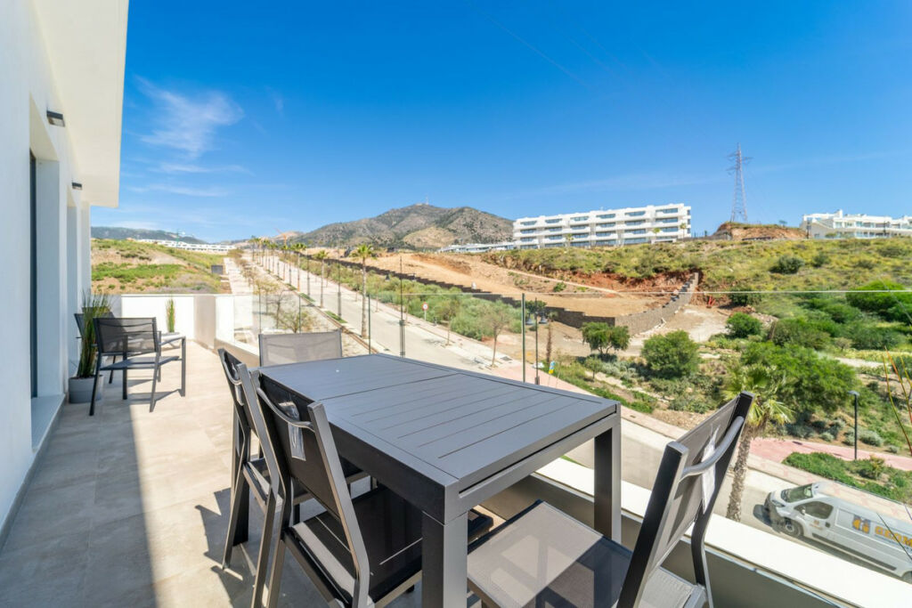 Middle Floor Apartment Fuengirola Málaga - image 18