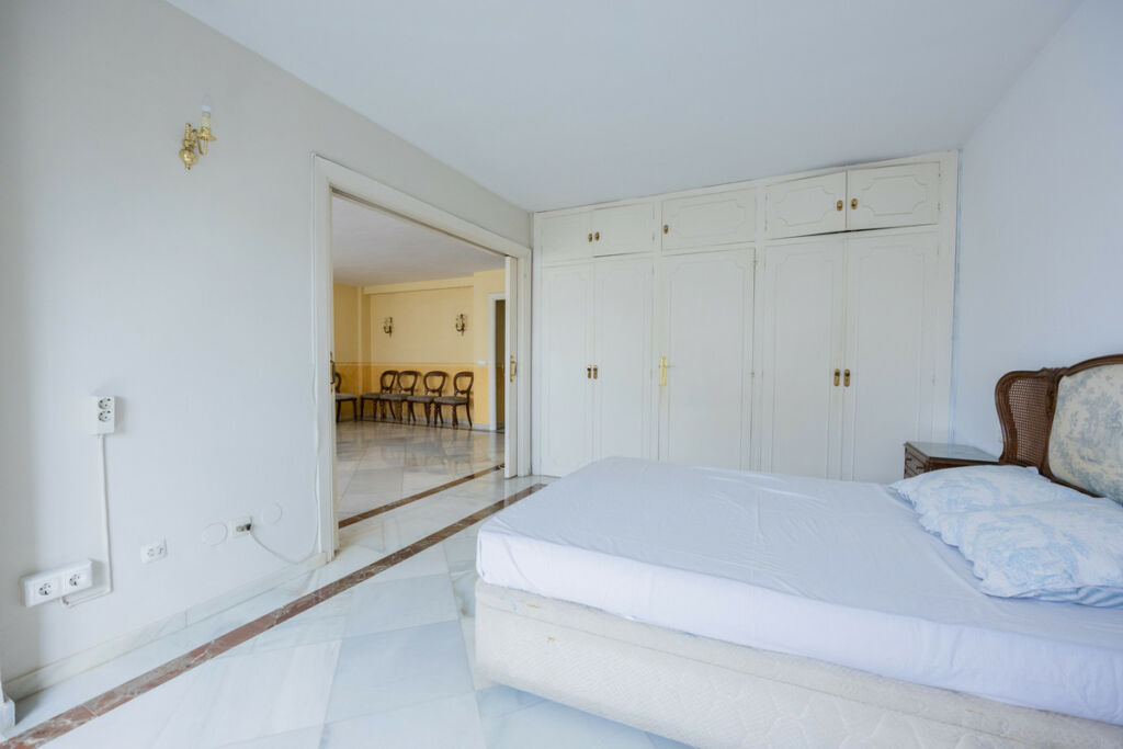 Middle Floor Apartment Marbella Málaga - image 18