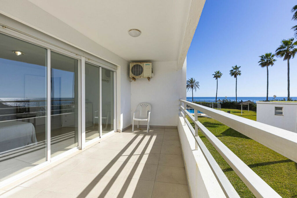 Ground Floor Apartment Calahonda Málaga - image 17