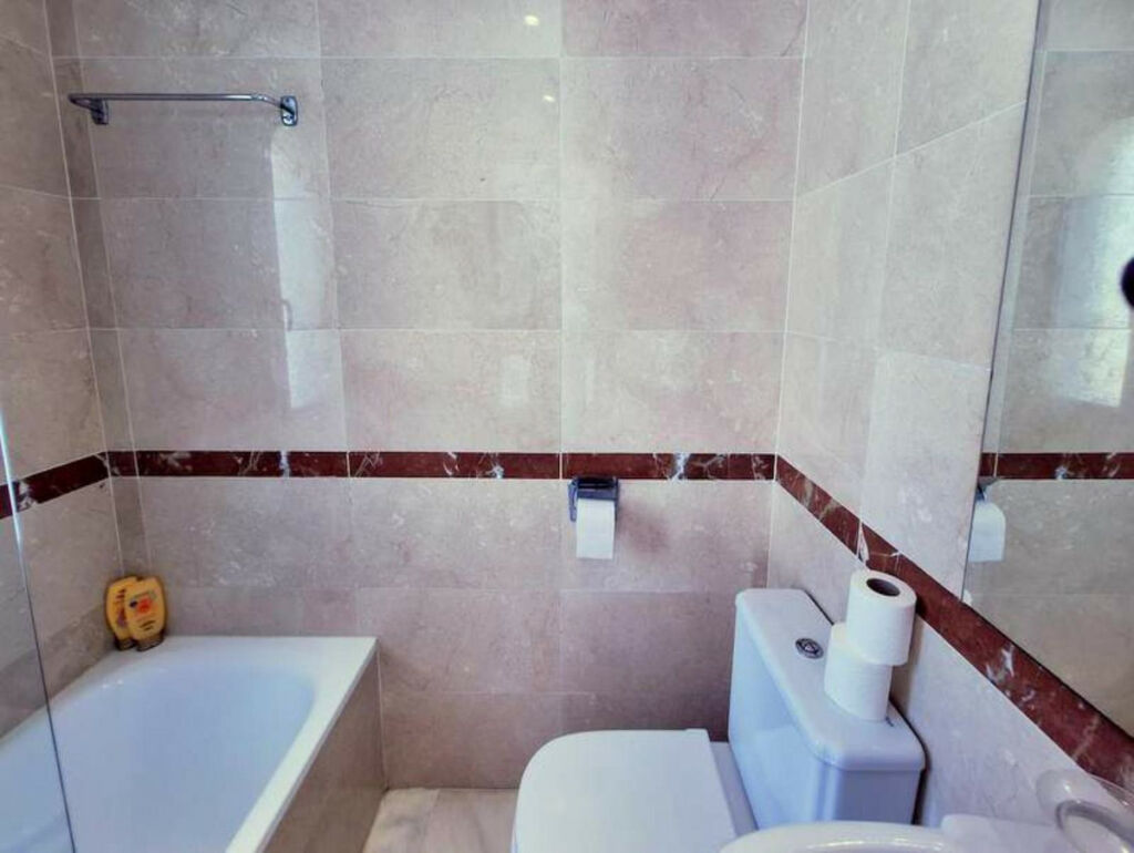 Penthouse Duplex Casares Málaga - image 18