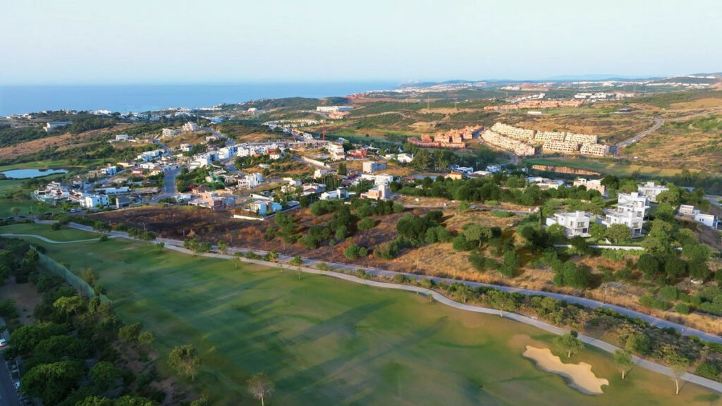 Detached Villa Estepona Málaga - image 18