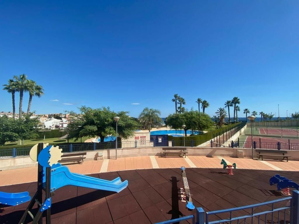 Ground Floor Apartment Mil Palmeras Alicante - image 19