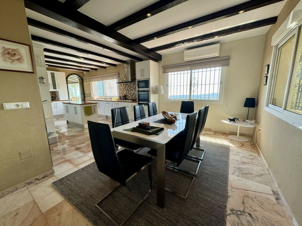 Detached Villa Mijas Málaga - image 18