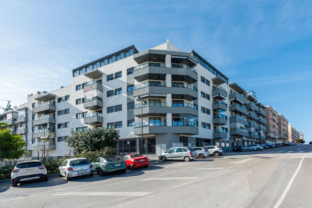 Middle Floor Apartment Las Lagunas Málaga - image 18