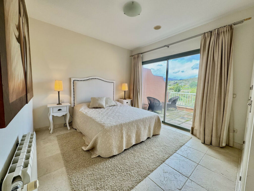 Penthouse Los Flamingos Málaga - image 17