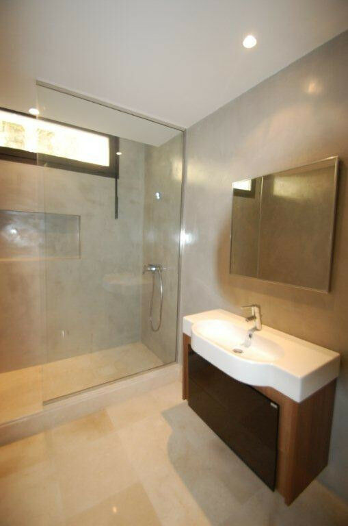 Detached Villa The Golden Mile Málaga - image 19