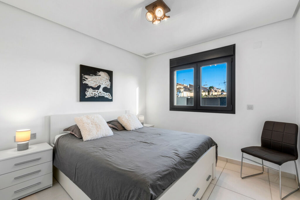 Detached Villa Benijofar Alicante - image 19