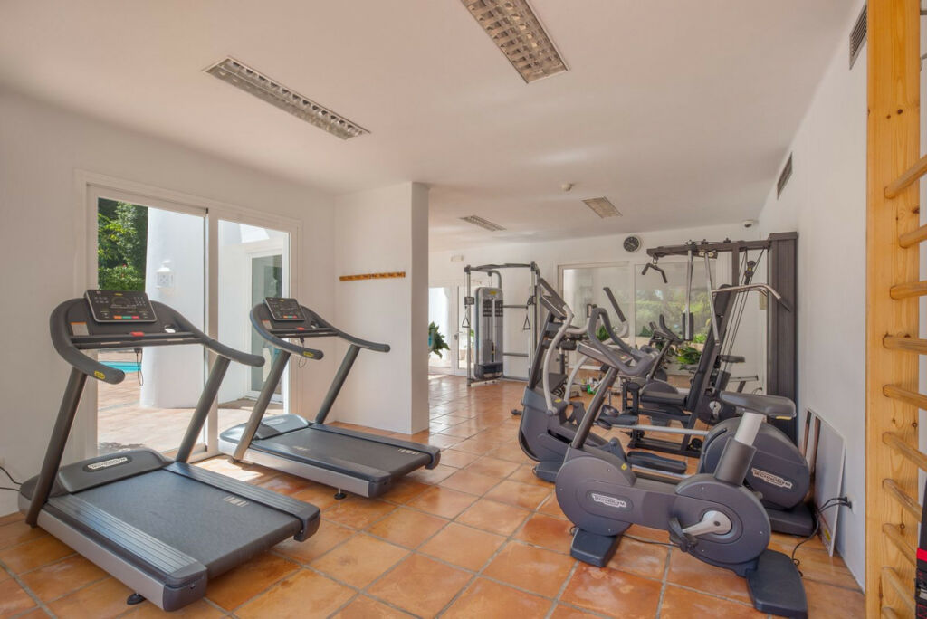 Ground Floor Apartment Estepona Málaga - image 21