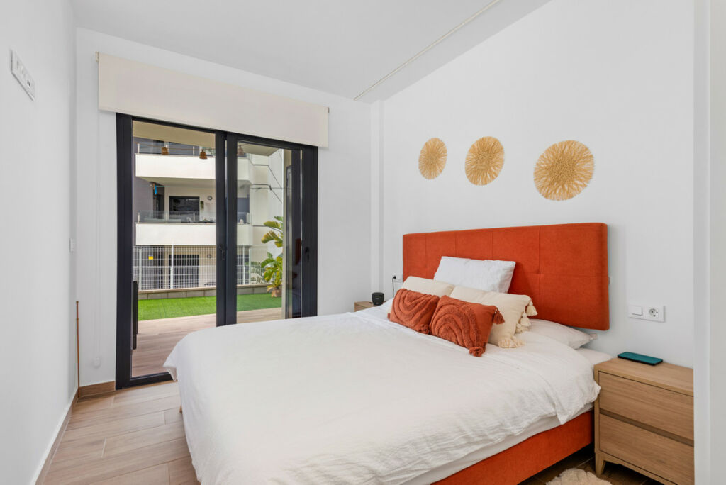 Ground Floor Apartment Villamartin Alicante - image 19