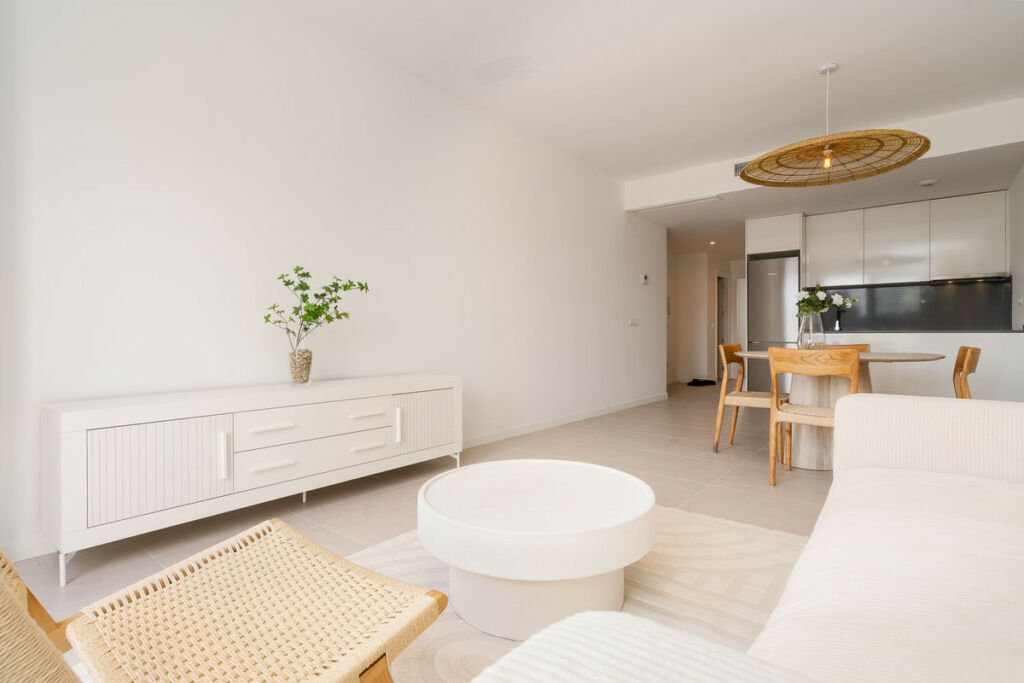 Middle Floor Apartment Estepona Málaga - image 19
