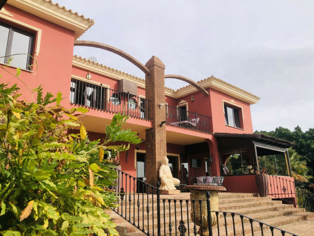 Detached Villa Benalmadena Málaga - image 19