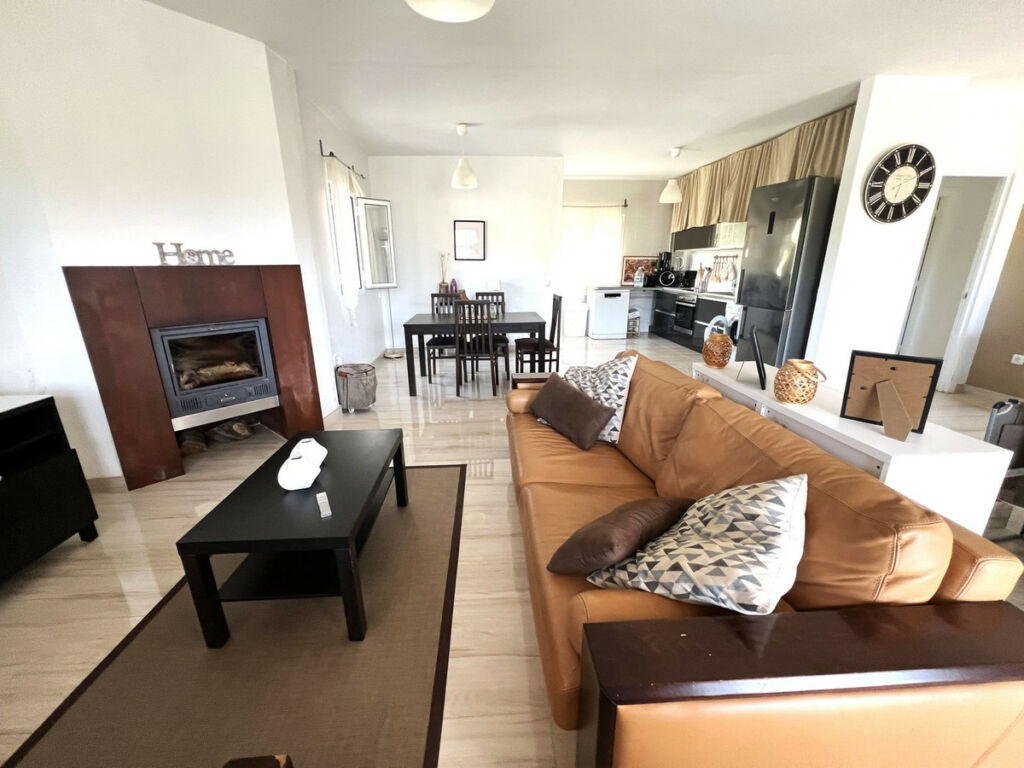 Detached Villa Canillas de Aceituno Málaga - image 19