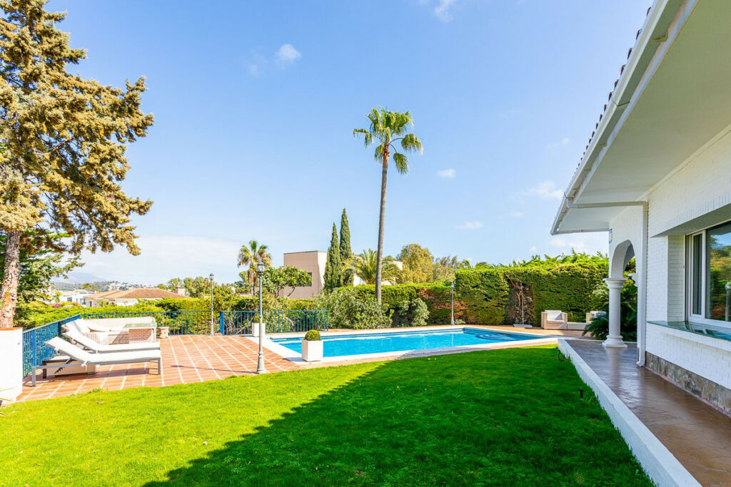 Detached Villa Torrenueva Málaga - image 19