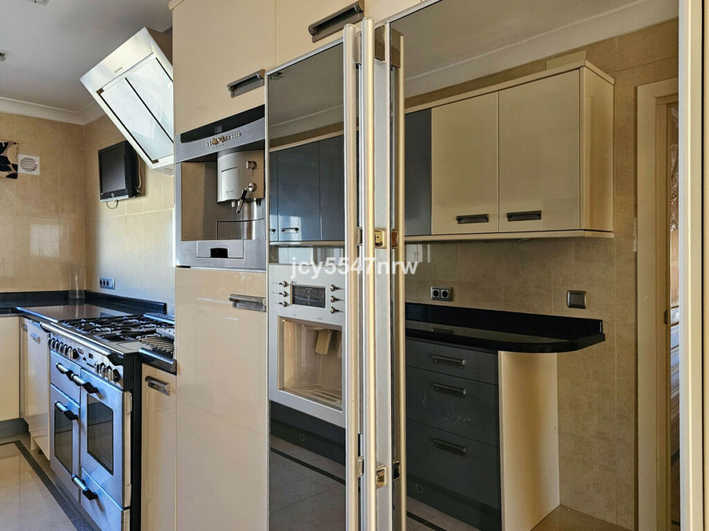 Detached Villa Moraira Alicante - image 19