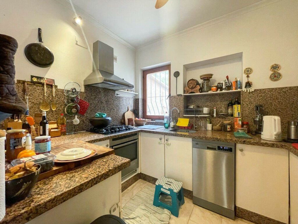 Detached Villa Montemar Alicante - image 19