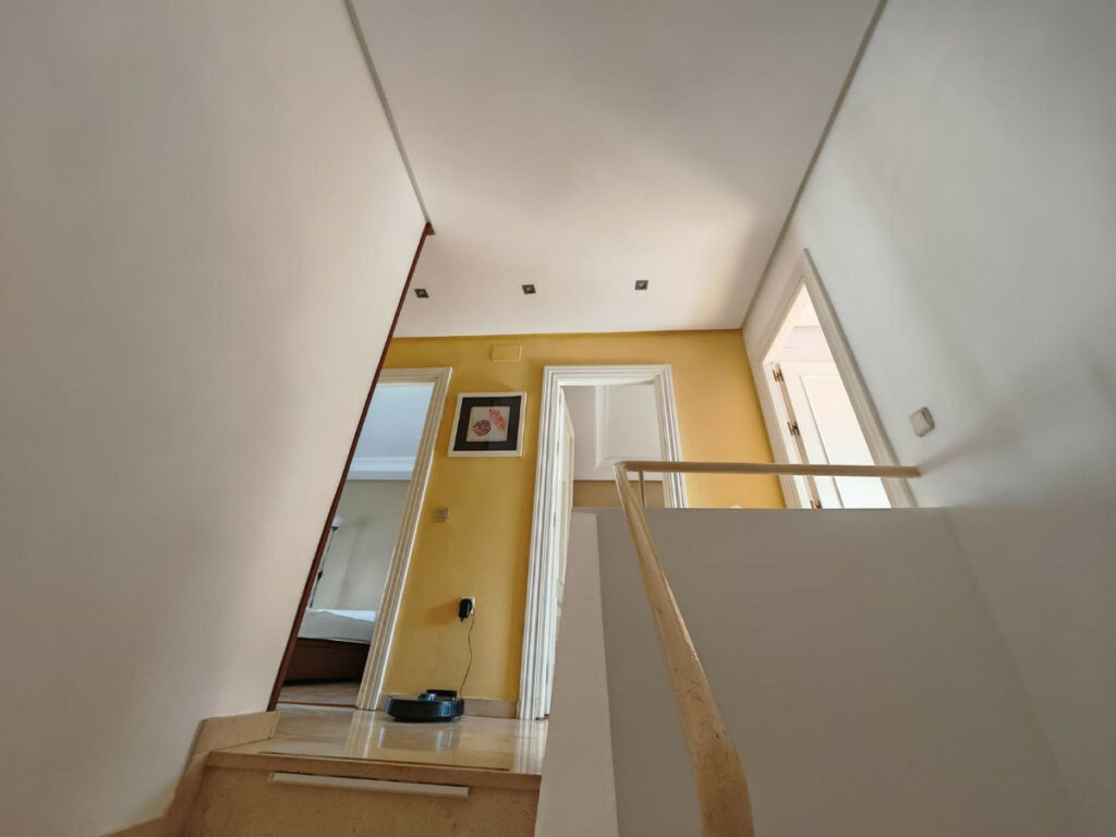 Semi-Detached House Estepona Málaga - image 19