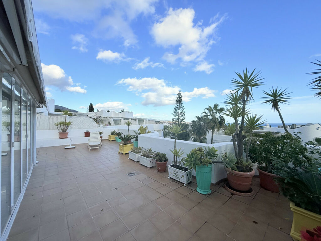 Penthouse The Golden Mile Málaga - image 18