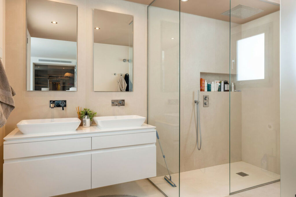 Penthouse Nueva Andalucía Málaga - image 19