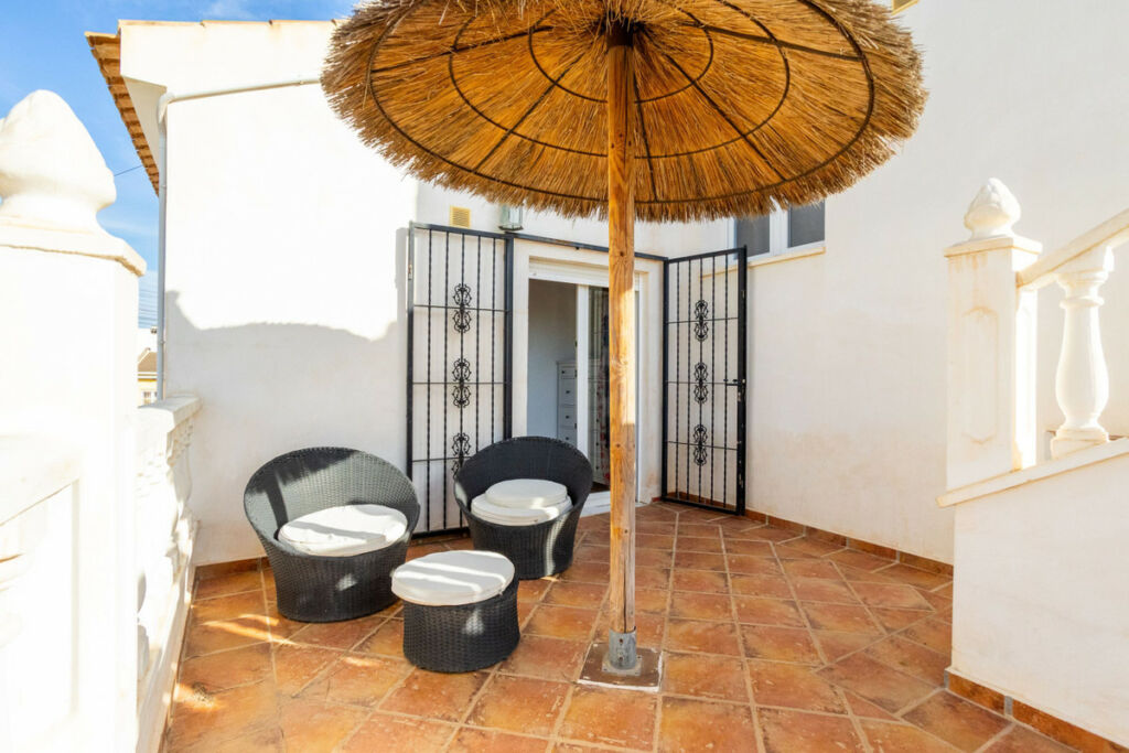 Detached Villa Torrevieja Alicante - image 19