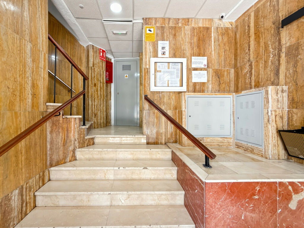 Middle Floor Studio El Calvario Málaga - image 19