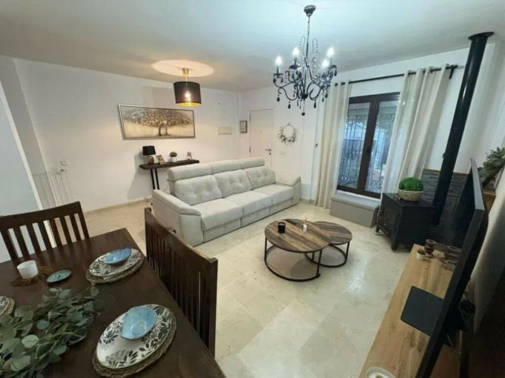 Townhouse Casares Playa Málaga - image 2