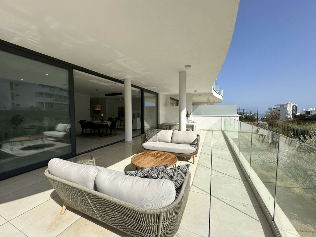 Ground Floor Apartment Fuengirola Málaga - image 3