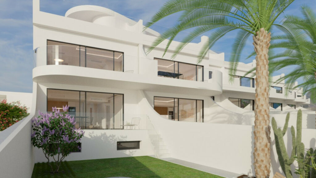 Ground Floor Apartment Torrevieja Alicante - image 2