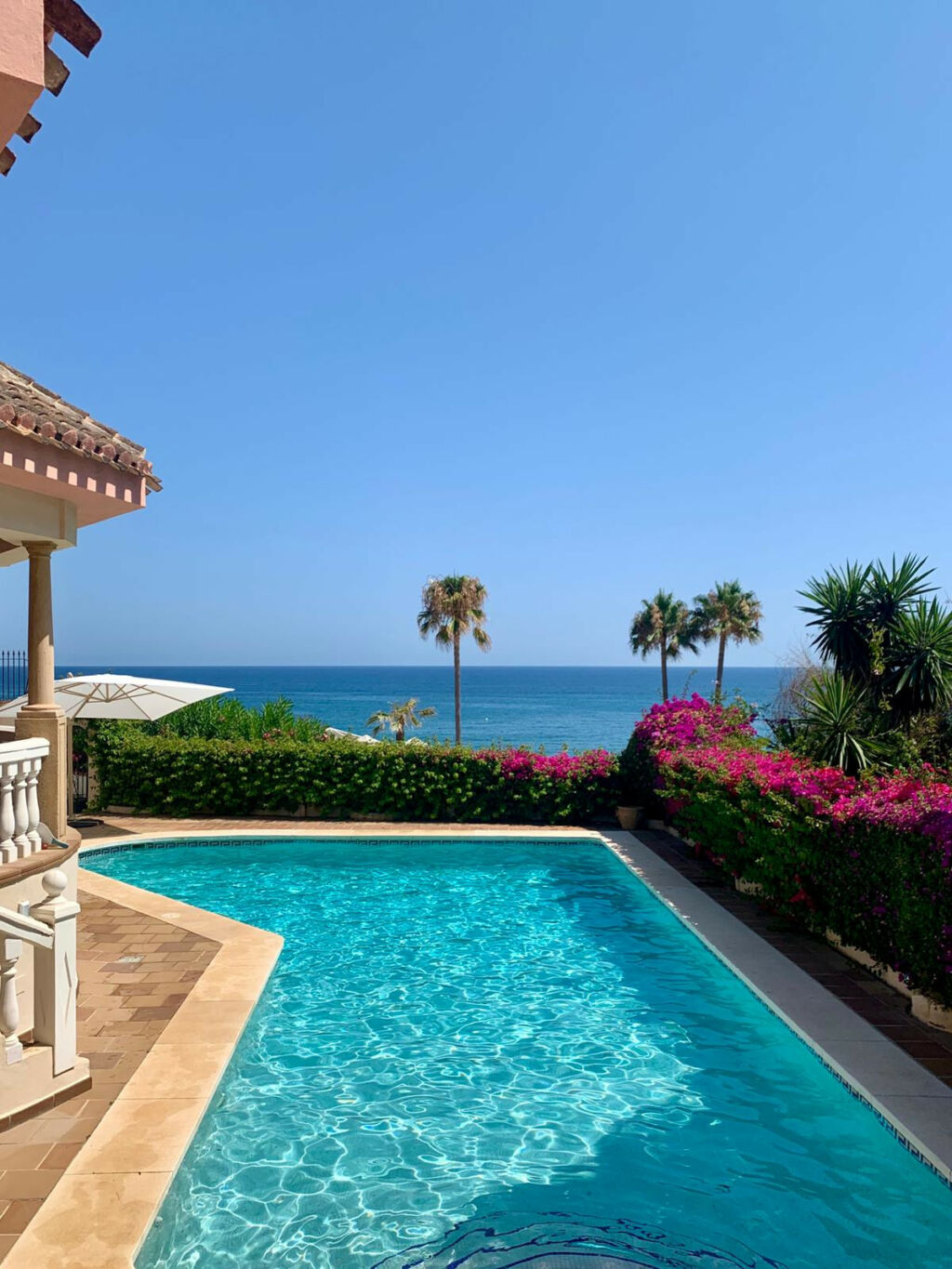 Detached Villa Calahonda Málaga - image 2