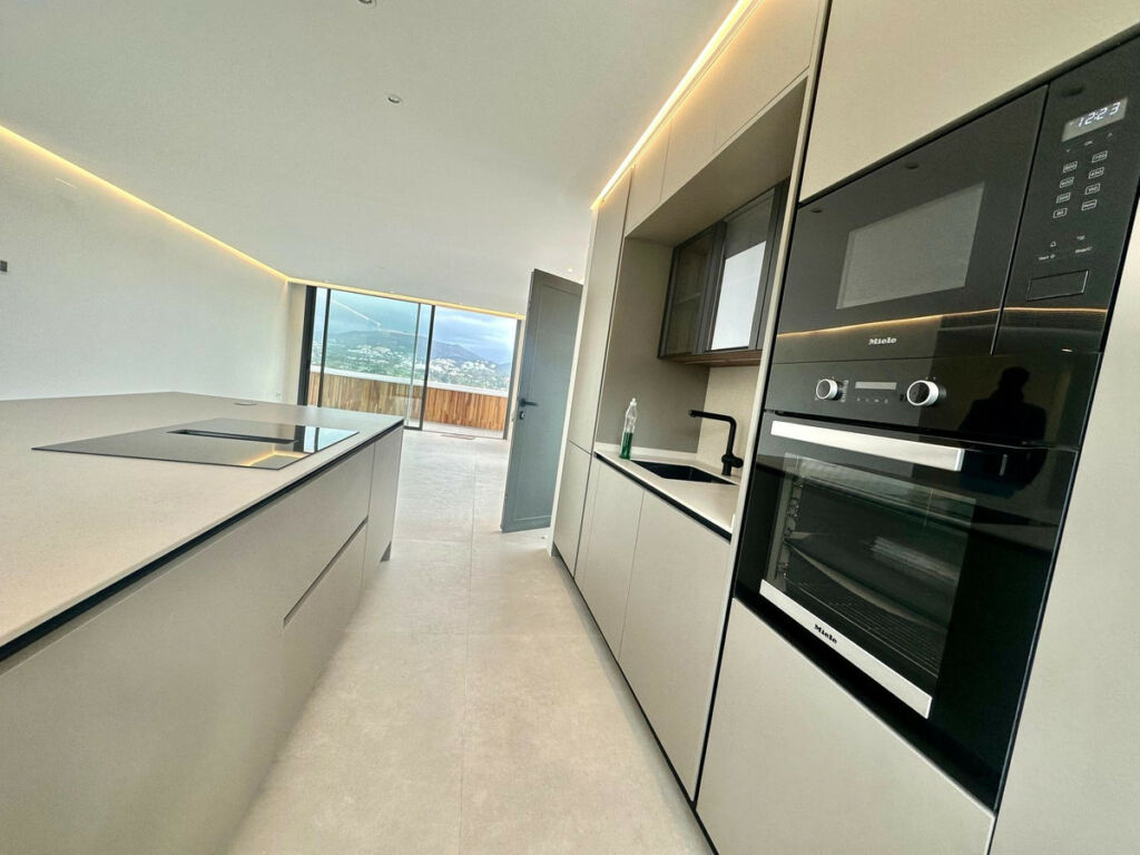 Penthouse Nueva Andalucía Málaga - image 7