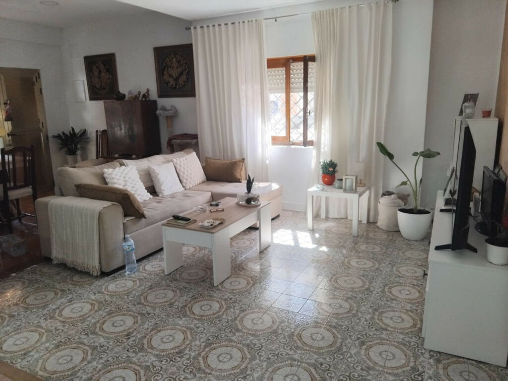 Middle Floor Apartment Villajoyosa Alicante - image 2