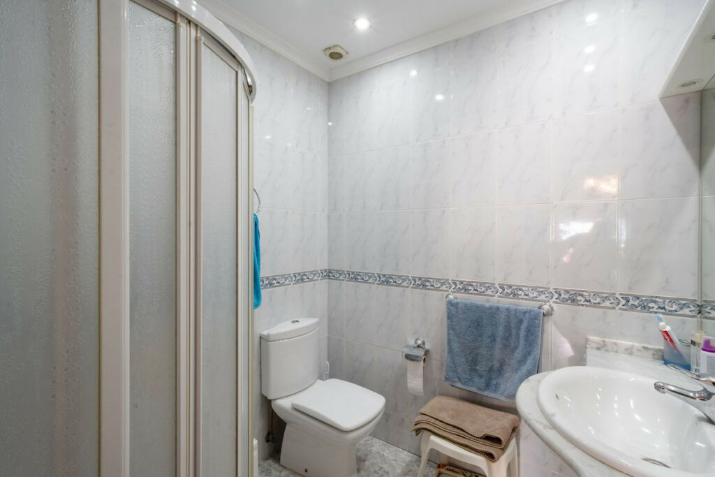 Top Floor Apartment Los Boliches Málaga - image 2