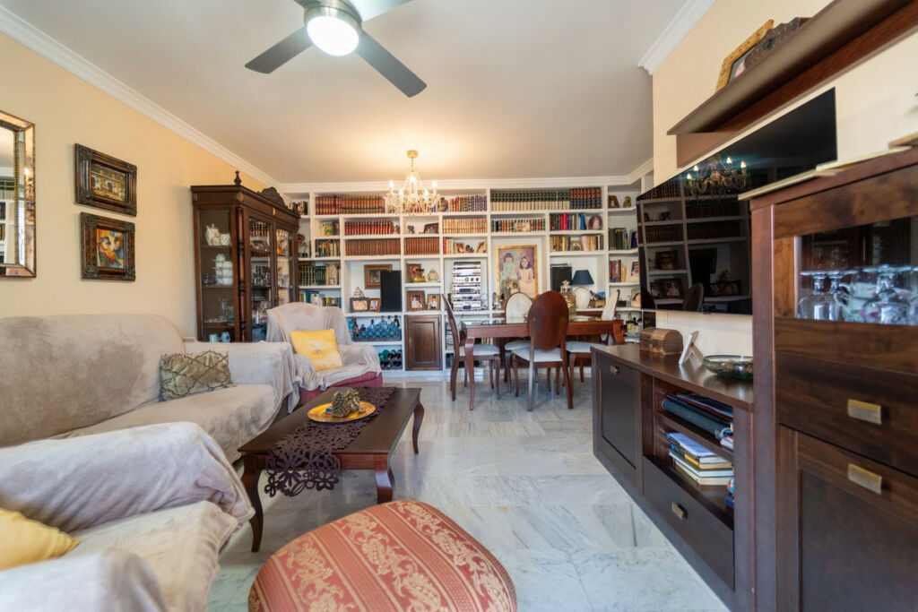 Middle Floor Apartment Málaga Málaga - image 2
