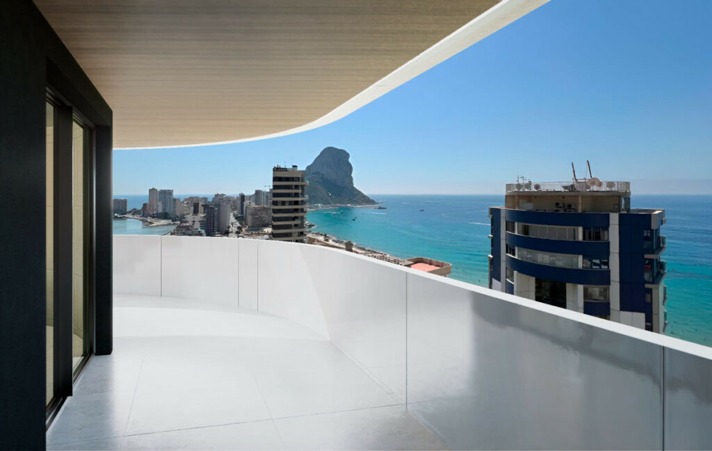 Ground Floor Apartment Calpe Alicante - image 2
