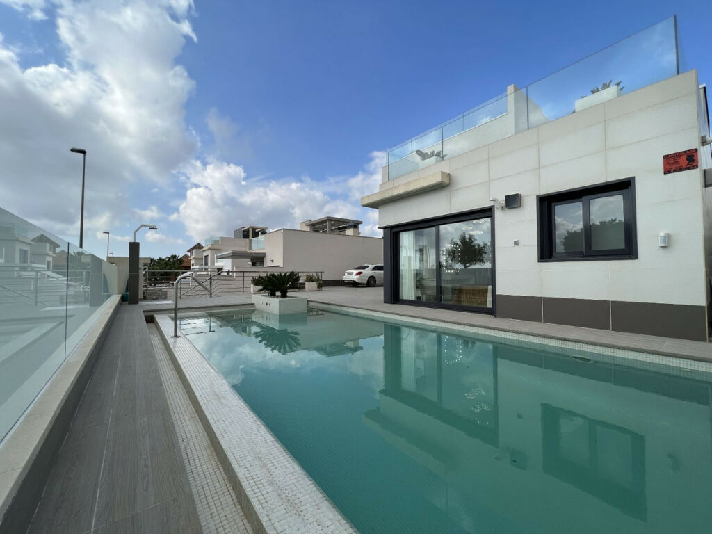 Detached Villa San Miguel de Salinas Alicante