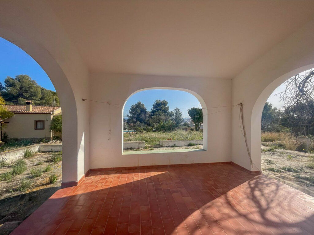 Detached Villa Calpe Alicante - image 2