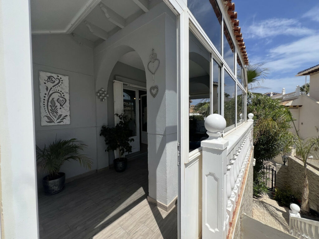 Detached Villa Orihuela Alicante - image 2