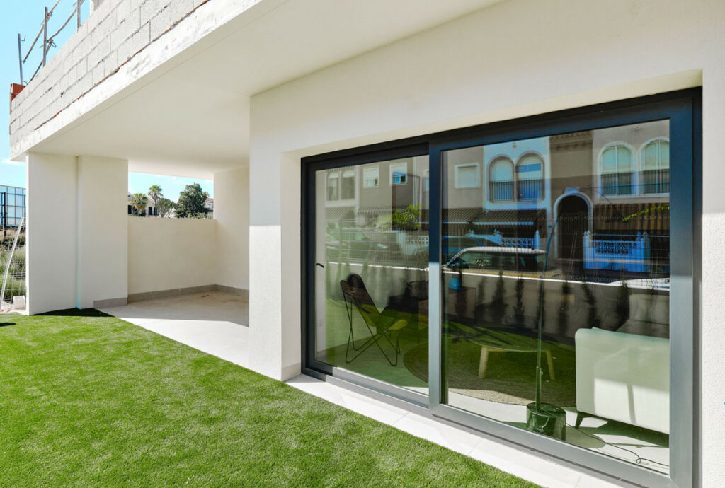 Ground Floor Apartment Torrevieja Alicante - image 42