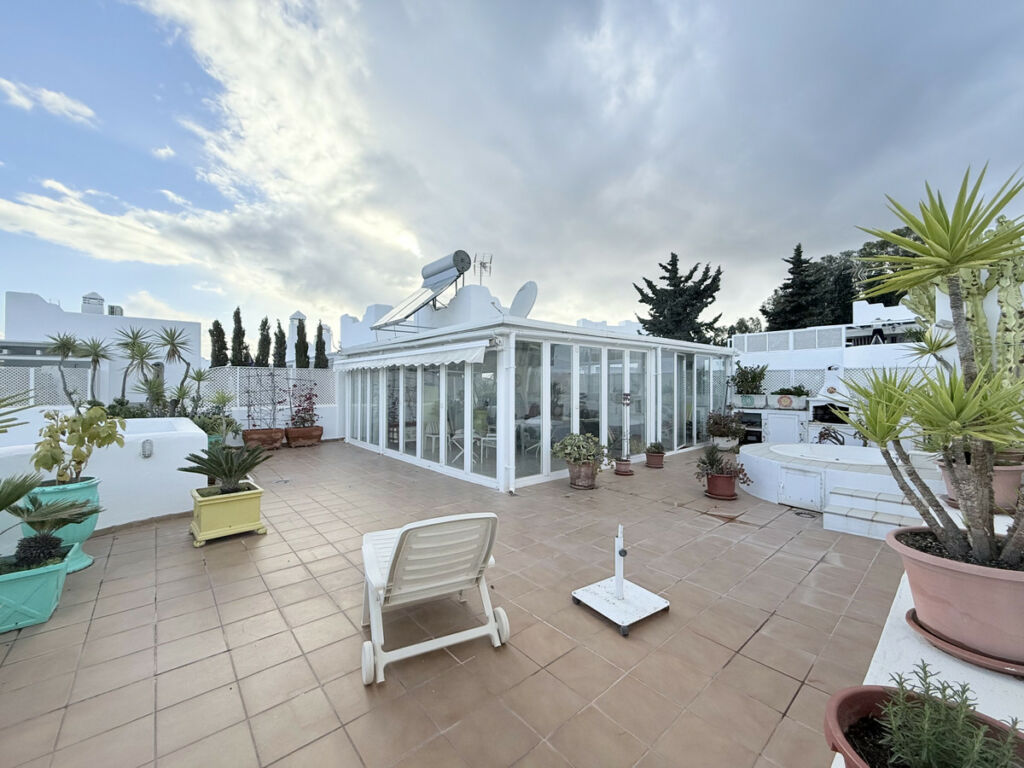 Penthouse The Golden Mile Málaga - image 2