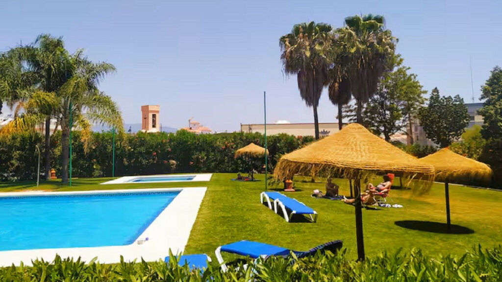 Top Floor Apartment Estepona Málaga - image 16