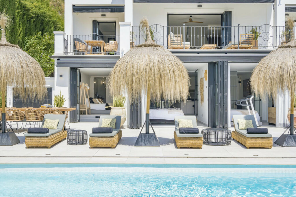 Detached Villa Benahavís Málaga - image 3