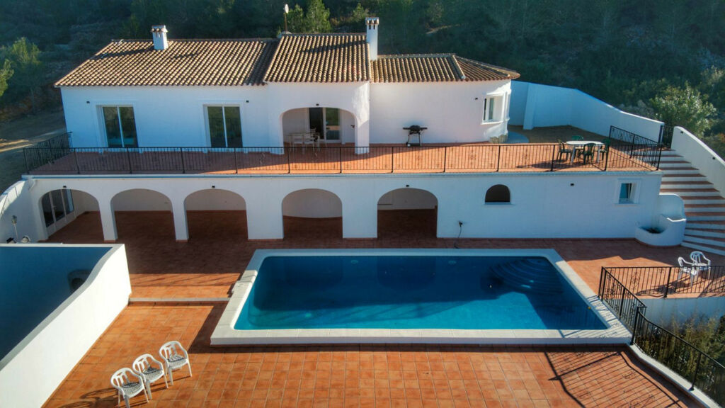 Detached Villa Lliber Alicante - image 2