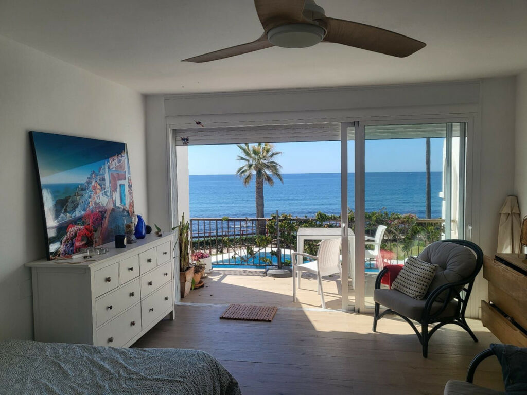 Townhouse Calahonda Málaga - image 2